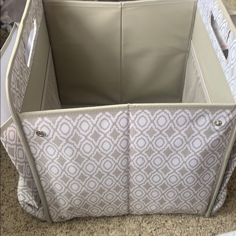 Convertible organizer